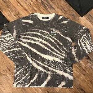 Mens be a good person zebra print crew neck sweatshirt sz XL gray white